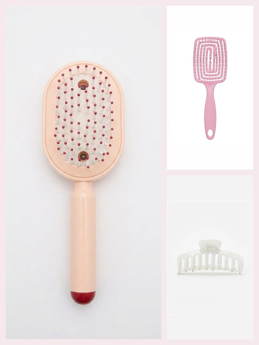 Coffret Démêlage rose poudré : brosse vaporisatrice rose poudré, brosse démêlante rose et pince crabe blanche